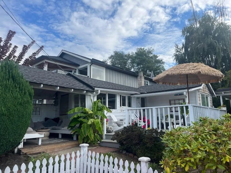 932 HABGOOD Street, White Rock, British Columbia, V4B4W6, White Rock, British Columbia — photo 1 of 5