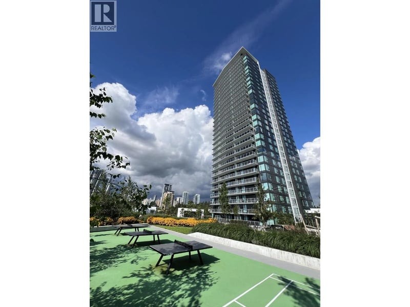 #2210 318 ALDERSON Avenue, Coquitlam, British Columbia, V3K0J1, Coquitlam, British Columbia — photo 1 of 5