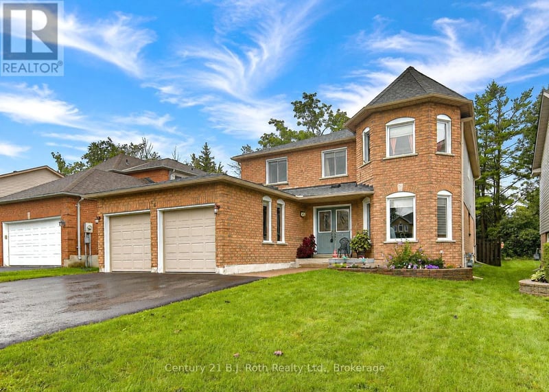 16 Frontier Avenue, Orillia, Ontario, L3V7S8, Orillia, Ontario — photo 1 of 5