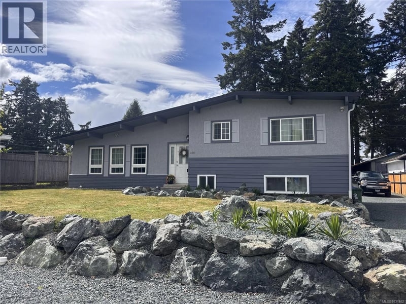 5032 Cherry Creek Road, Port Alberni, British Columbia, V9Y6Y7, Port Alberni, British Columbia — photo 1 of 5