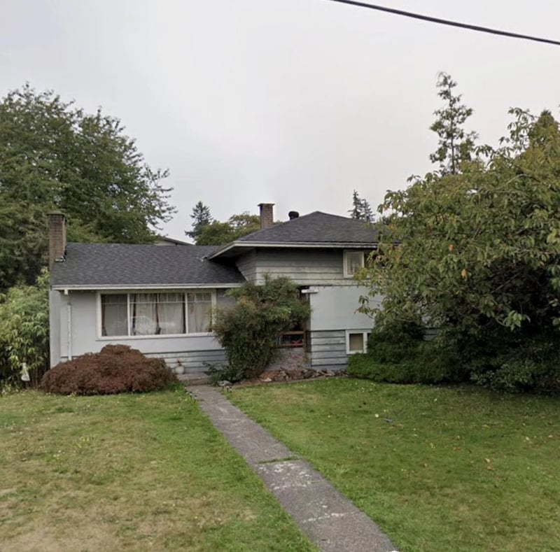 10910 128A Street, Surrey, British Columbia, V3T3G2, Surrey, British Columbia — photo 1 of 4