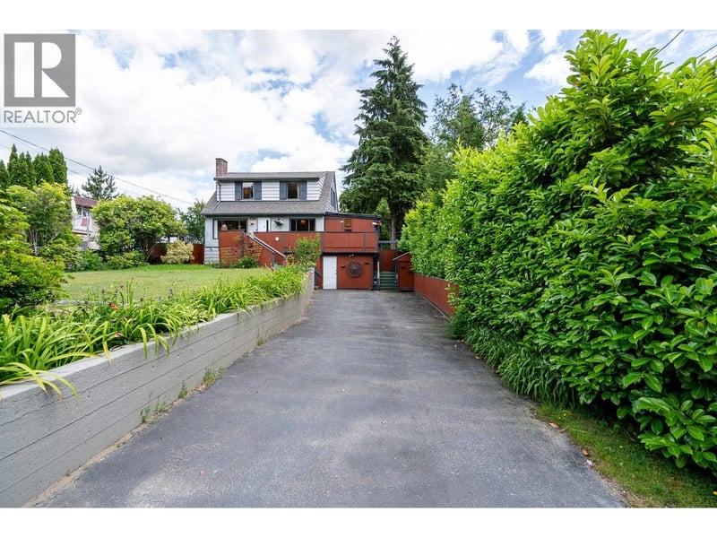 3554 HASTINGS Street, Port Coquitlam, British Columbia, V3B4N4, Port Coquitlam, British Columbia — photo 1 of 5