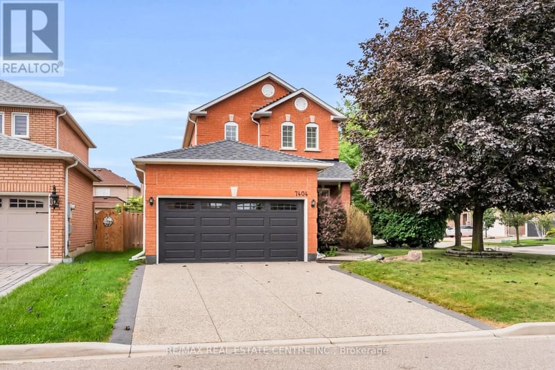 7404 Davemark Court, Mississauga (Meadowvale), Ontario, L5N7P3, Mississauga (Meadowvale), Ontario — photo 1 of 5