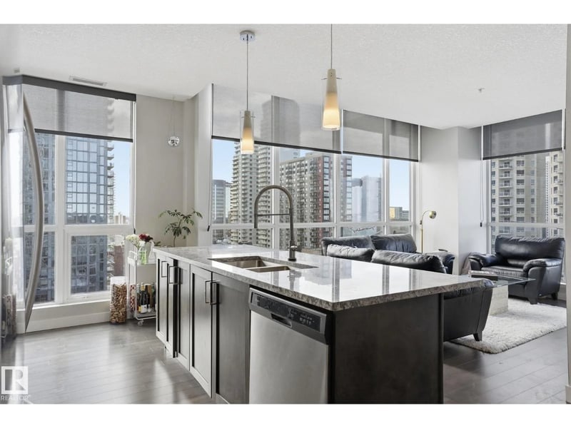 #1307 10238 103 ST NW, Edmonton, Alberta, T5J0G6, Edmonton, Alberta — photo 1 of 5
