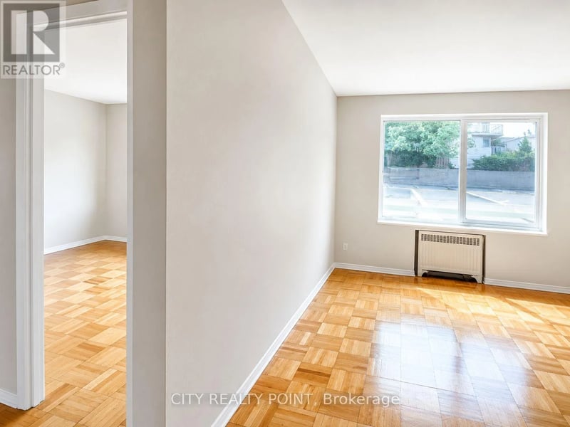 #209 990 Avenue Road, Toronto (Yonge-Eglinton), Ontario, M5P2K8, Toronto (Yonge-Eglinton), Ontario — photo 1 of 5