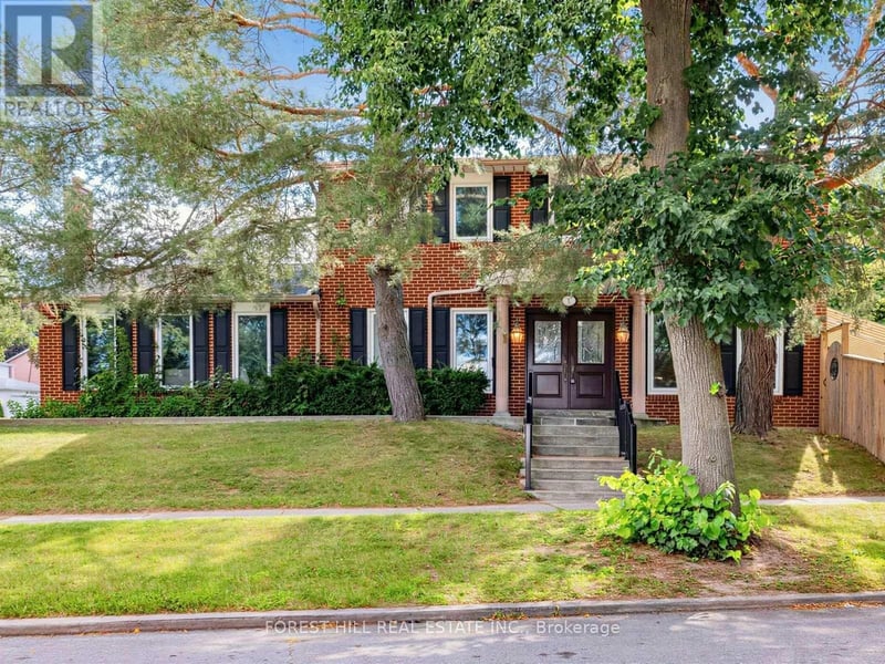 1 Ames Circle, Toronto (Banbury-Don Mills), Ontario, M3B3B9, Toronto (Banbury-Don Mills), Ontario — photo 1 of 5