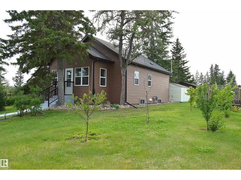 4802 50 ST, Glendon, Alberta, T0A1P0, Glendon, Alberta — photo 1 of 5