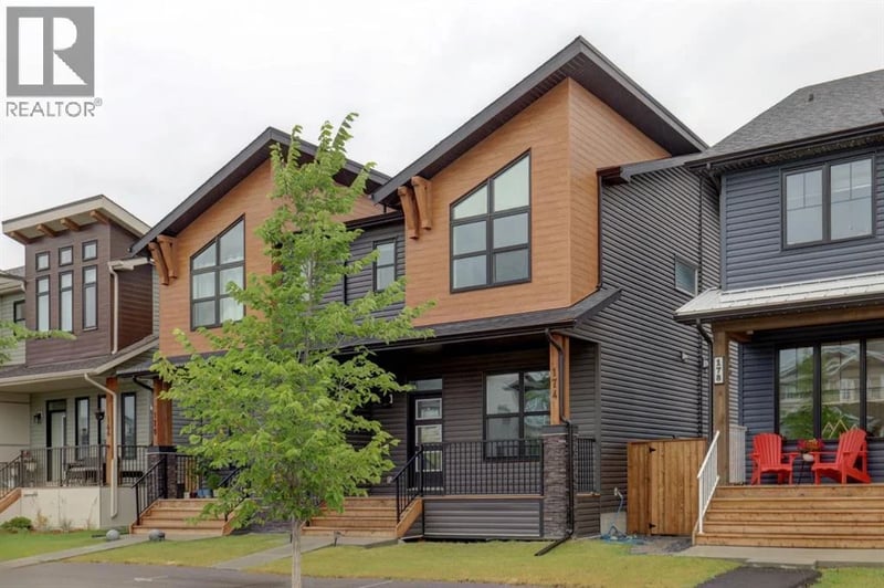 174 Rowley Gate Northwest, Calgary, Alberta, T3L0H7, Calgary, Alberta — photo 1 of 5