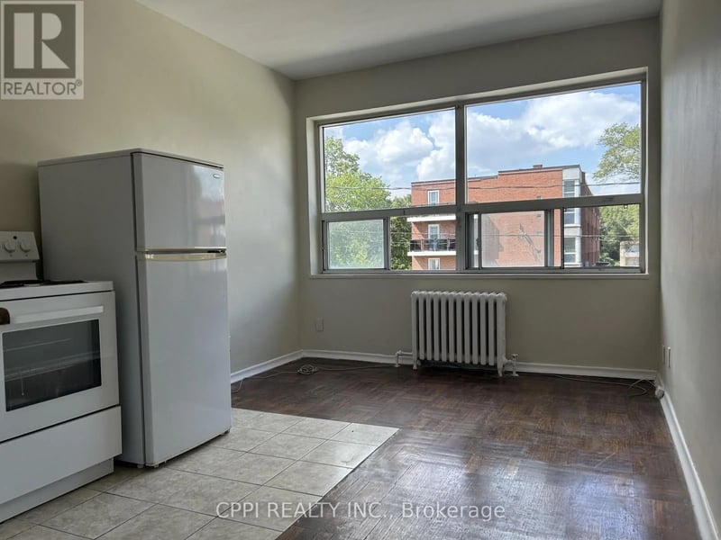 #210 3 Hill Heights Road, Toronto (Stonegate-Queensway), Ontario, M8Y1Z1, Toronto (Stonegate-Queensway), Ontario — photo 1 of 5