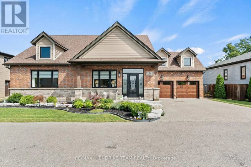 5B Wilholme Drive, St. Catharines (Grapeview), Ontario, L2W1B9, St. Catharines (Grapeview), Ontario — photo 1 of 5
