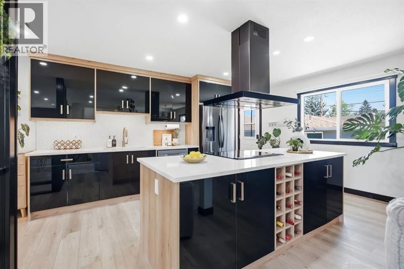 180 Huntford Road Northeast, Calgary, Alberta, T2K3Y9, Calgary, Alberta — photo 1 of 5