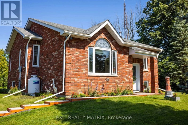 17307 Wheeler Road, South Stormont, Ontario, K0C2A0, South Stormont, Ontario — photo 1 of 5