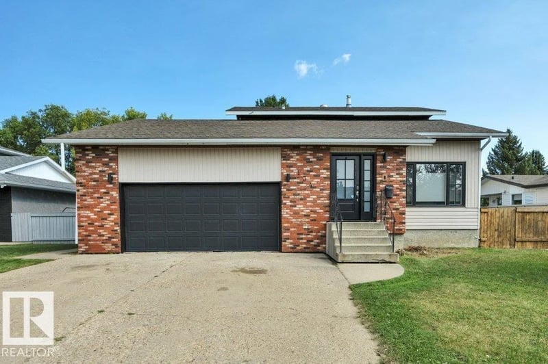 134 Willow Drive, Wetaskiwin, Alberta, T9A2X5, Wetaskiwin, Alberta — photo 1 of 5