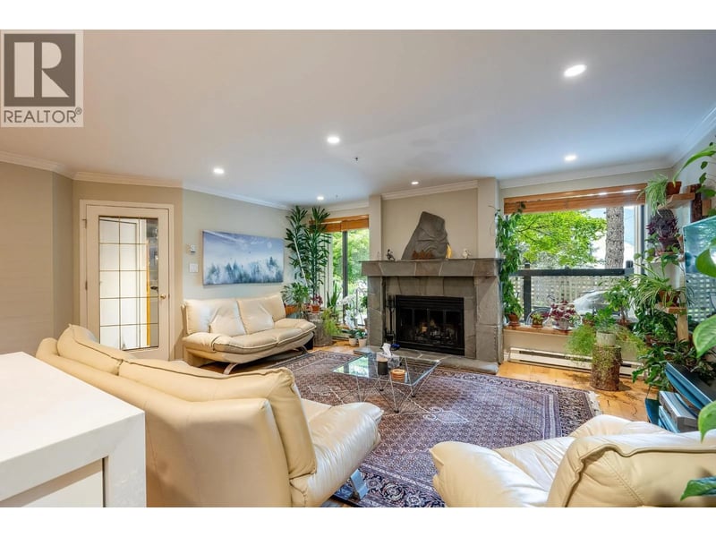 #18 4637 BLACKCOMB Way, Whistler, British Columbia, V8E0Y6, Whistler, British Columbia — photo 1 of 5