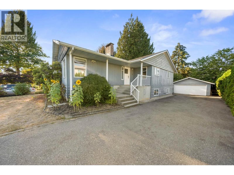 19475 116B Avenue, Pitt Meadows, British Columbia, V3Y1G1, Pitt Meadows, British Columbia — photo 1 of 5