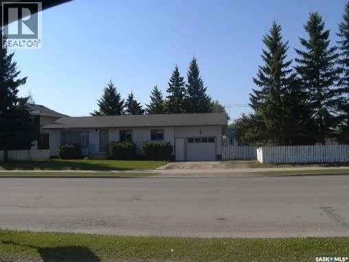 215 Central STREET W, Warman, Saskatchewan, S0K4S0, Warman, Saskatchewan — photo 1 of 5