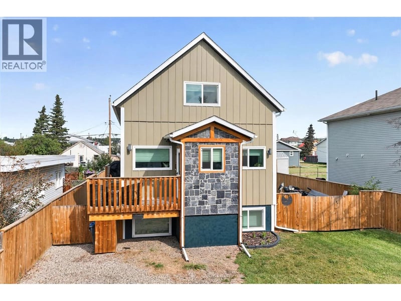 1416 105 Avenue, Dawson Creek, British Columbia, V1G2M2, Dawson Creek, British Columbia — photo 1 of 5