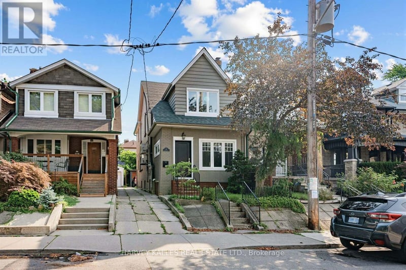 61 Appleton Avenue, Toronto (Oakwood Village), Ontario, M6E3A4, Toronto (Oakwood Village), Ontario — photo 1 of 5