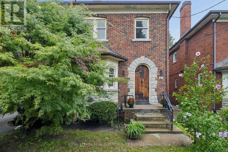 87 Riverview Gardens, Toronto (Lambton Baby Point), Ontario, M6S4E7, Toronto (Lambton Baby Point), Ontario — photo 1 of 5