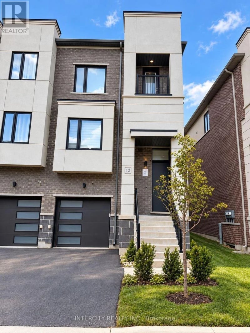 12 Heathrow Lane, Caledon (Bolton East), Ontario, L7E4M4, Caledon (Bolton East), Ontario — photo 1 of 5