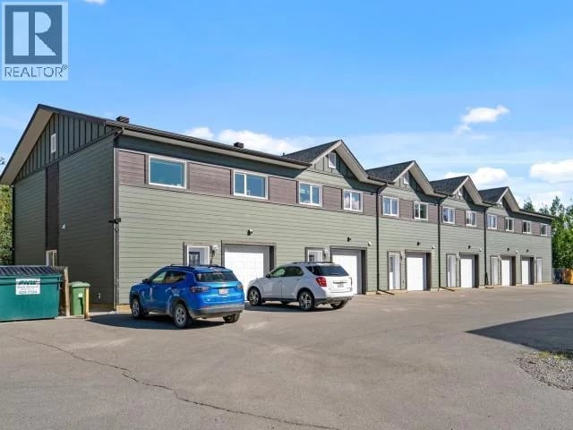21-92 ISKOOT CRESCENT, Whitehorse, Yukon, Y1A0P2, Whitehorse, Yukon — photo 1 of 5