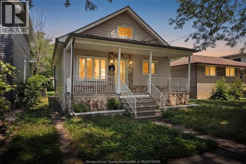 578 BROCK Street, Windsor, Ontario, N9C2T2, Windsor, Ontario — photo 1 of 5