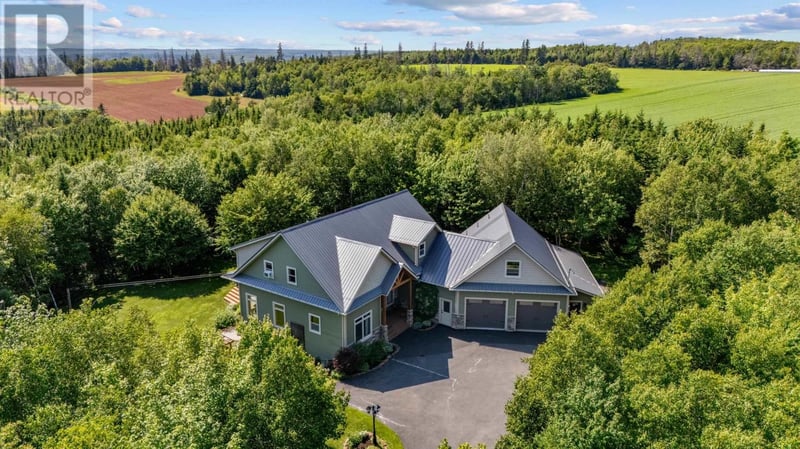 1927 Clarkin Road, North Wiltshire, Prince Edward Island, C0A1Y0, North Wiltshire, Prince Edward Island — photo 1 of 5