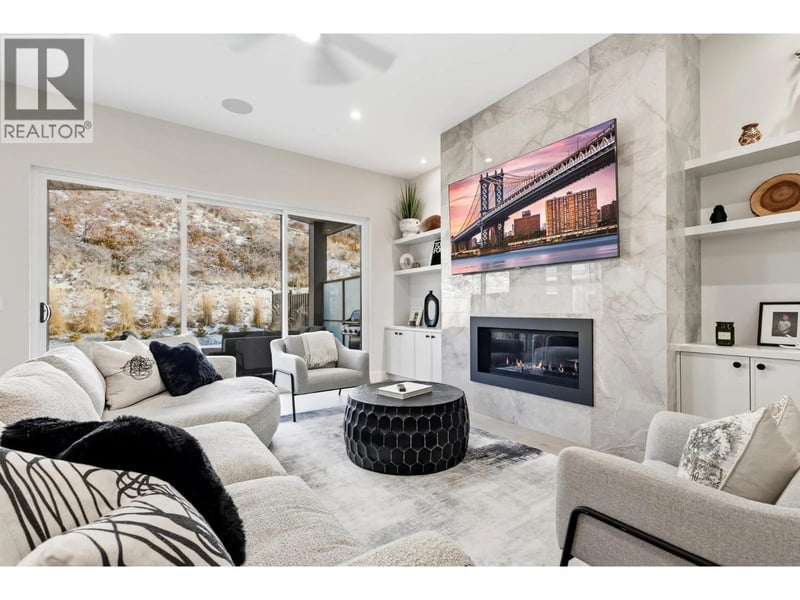 451 Vision Court, Kelowna, British Columbia, V1W0C4, Kelowna, British Columbia — photo 1 of 5