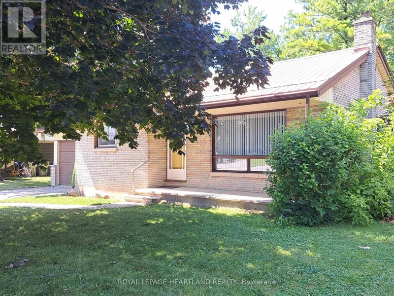 154 Thomas Street, South Huron (Exeter), Ontario, N0M1S2, South Huron (Exeter), Ontario — photo 1 of 5