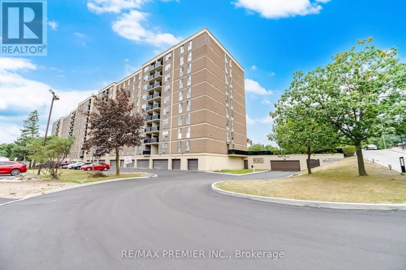 #406 2825 Islington Avenue, Toronto (Humber Summit), Ontario, M9L2K1, Toronto (Humber Summit), Ontario — photo 1 of 5