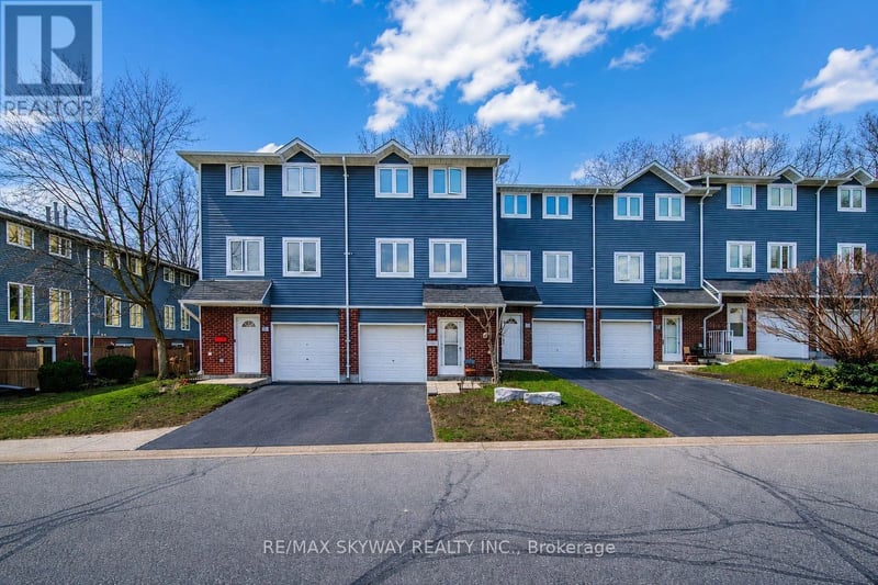 #B 56 Harris Avenue, Brantford, Ontario, N3R2E9, Brantford, Ontario — photo 1 of 5