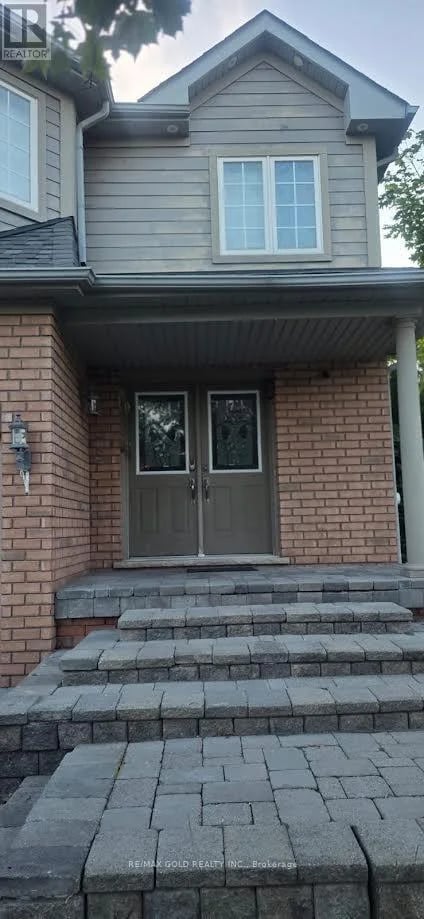 57 River Rock Crescent, Brampton (Fletcher's Meadow), Ontario, L7A2W9, Brampton (Fletcher's Meadow), Ontario — photo 1 of 5