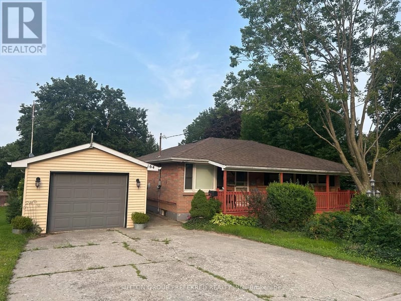 164 McKeand Street, Ingersoll (Ingersoll - North), Ontario, N5C3H9, Ingersoll (Ingersoll - North), Ontario — photo 1 of 5