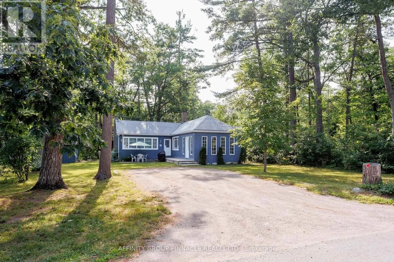 27 Second Street, Kawartha Lakes (Fenelon), Ontario, K0M1N0, Kawartha Lakes (Fenelon), Ontario — photo 1 of 5