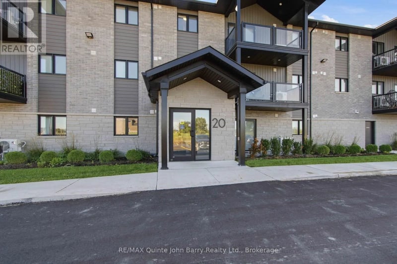 302-20 Hillside Meadow Drive, Quinte West (Murray Ward), Ontario, K8V0J7, Quinte West (Murray Ward), Ontario — photo 1 of 5