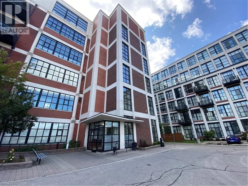 #607 404 KING Street West, Kitchener, Ontario, N2G4Z9, Kitchener, Ontario — photo 1 of 5