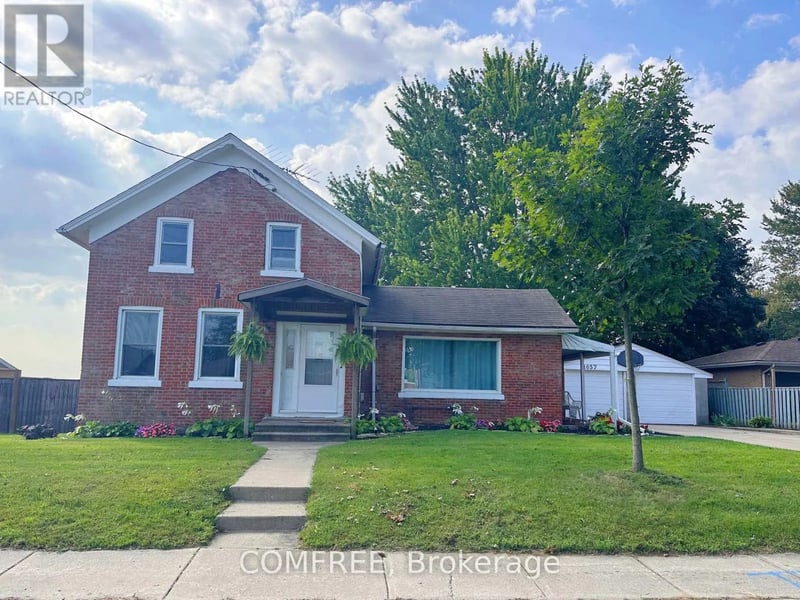 1657 Elgin Street, Kingsville, Ontario, N0P2G0, Kingsville, Ontario — photo 1 of 5