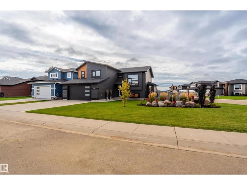 6730 TRI CITY WY, Cold Lake, Alberta, T9M0L2, Cold Lake, Alberta — photo 1 of 5