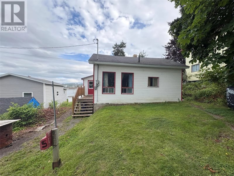 5 Watsons Road, Corner Brook, Newfoundland & Labrador, A2H4H5, Corner Brook, Newfoundland & Labrador — photo 1 of 5