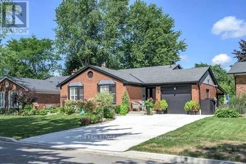 18 Hammond Crescent, London North (North G), Ontario, N5X1A4, London North (North G), Ontario — photo 1 of 5