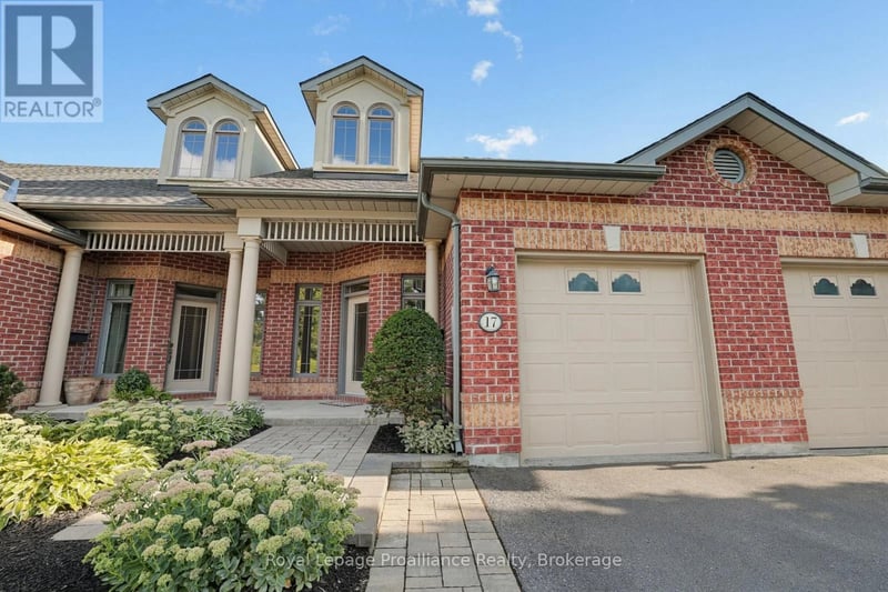 #17 355 Dundas Street West, Belleville (Belleville Ward), Ontario, K8P1B3, Belleville (Belleville Ward), Ontario — photo 1 of 5