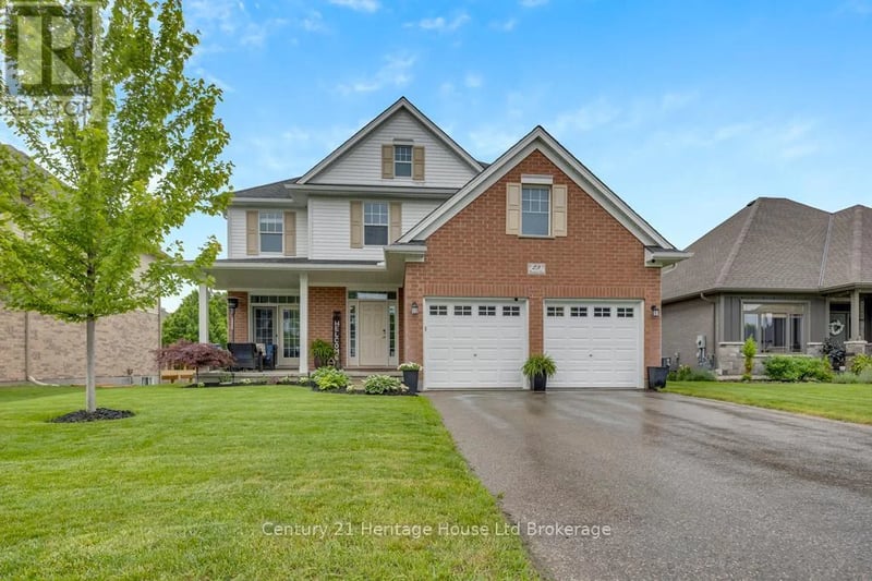 29 Brookside Lane, Tillsonburg, Ontario, N4G0A1, Tillsonburg, Ontario — photo 1 of 5