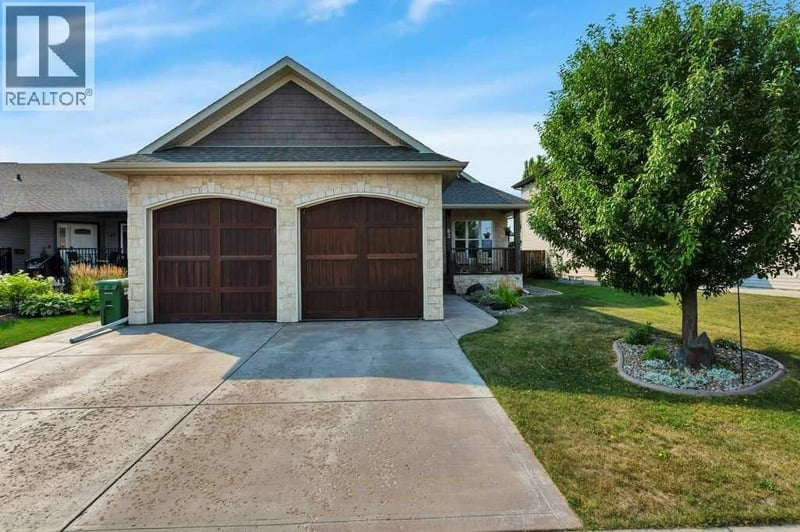 63 Carter Close, Red Deer, Alberta, T4P0G5, Red Deer, Alberta — photo 1 of 5