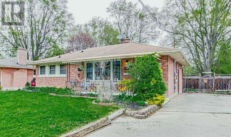 292 Griffith Street, London South (South B), Ontario, N6K2R6, London South (South B), Ontario — photo 1 of 5