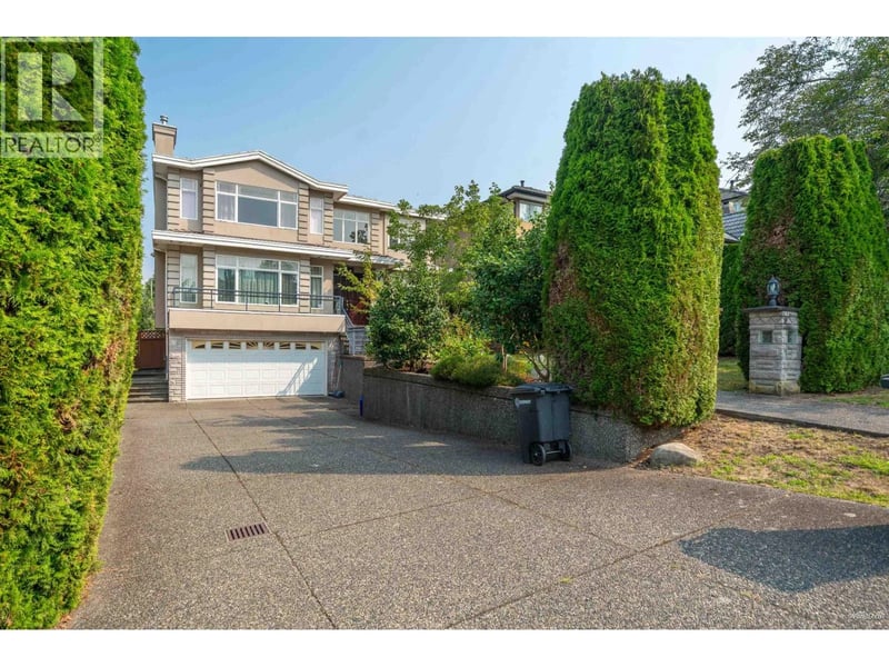 7157 RIDGEVIEW Drive, Burnaby, British Columbia, V5A4S1, Burnaby, British Columbia — photo 1 of 5
