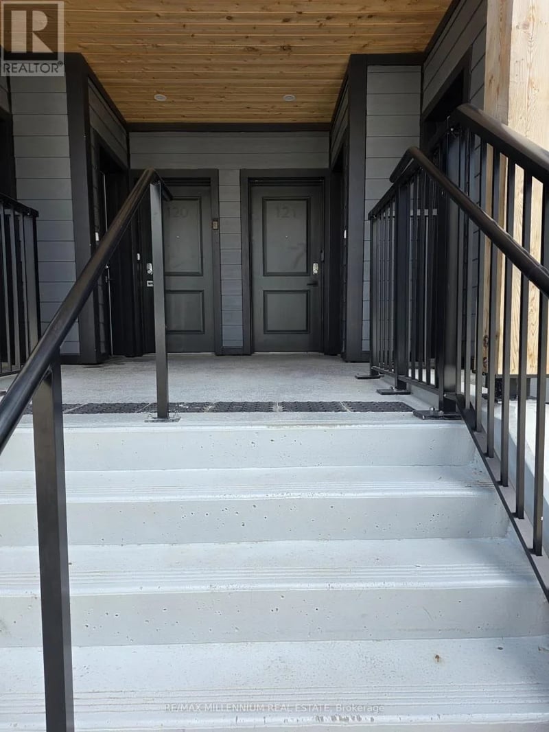 #121 708 Woolwich Street, Guelph (Riverside Park), Ontario, N1H0C8, Guelph (Riverside Park), Ontario — photo 1 of 5