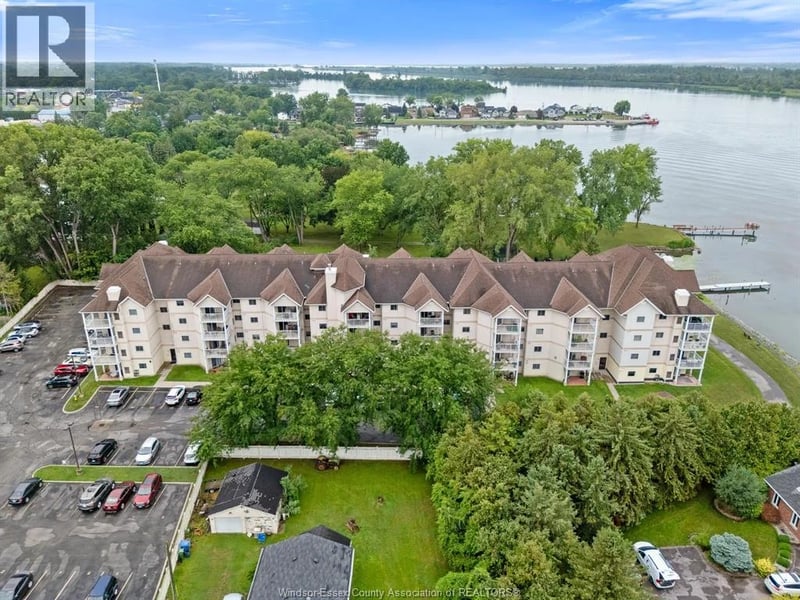 #214 40 Adams Lane, LaSalle, Ontario, N9J3R4, LaSalle, Ontario — photo 1 of 5