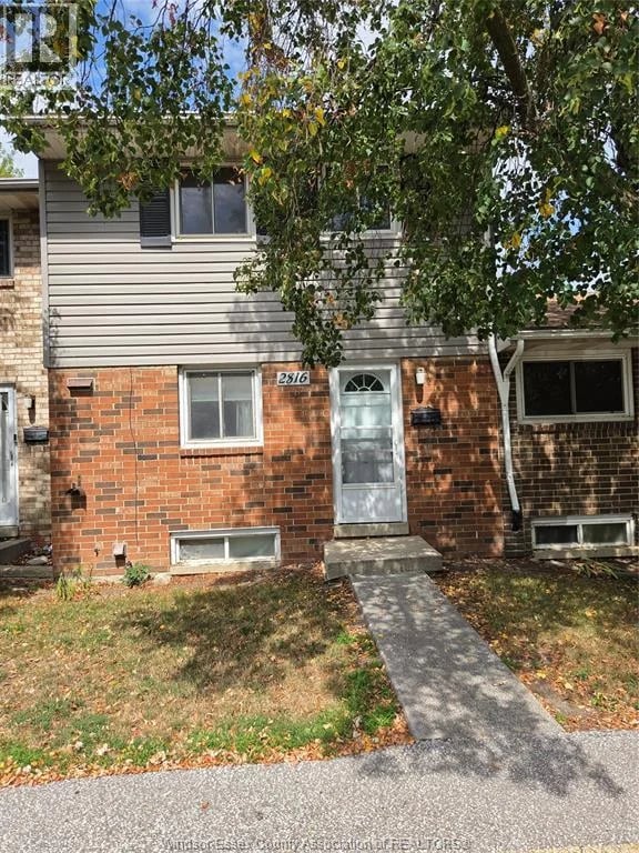 2816 Meadowbrook Lane, Windsor, Ontario, N8T3C3, Windsor, Ontario — photo 1 of 5
