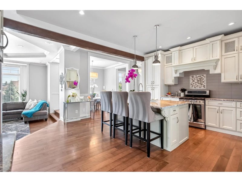 36497 CARNARVON Court, Abbotsford, British Columbia, V3G3G4, Abbotsford, British Columbia — photo 1 of 5
