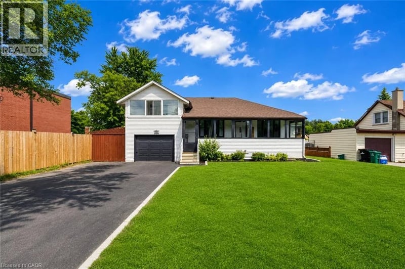 182 AVALON Place, Kitchener, Ontario, N2M4N8, Kitchener, Ontario — photo 1 of 5